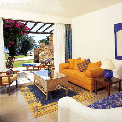 Coral Beach Hotel & Resort 12